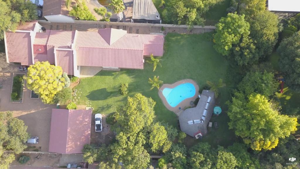 Gluckman Drive Guesthouse Welkom Esterno foto